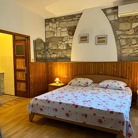 Apartamento Oaza Cres